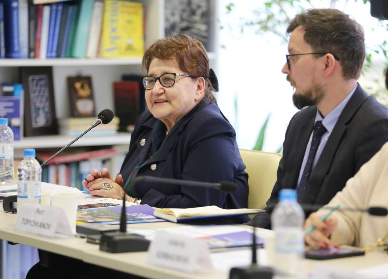 Photo 5420322760363284964 Y