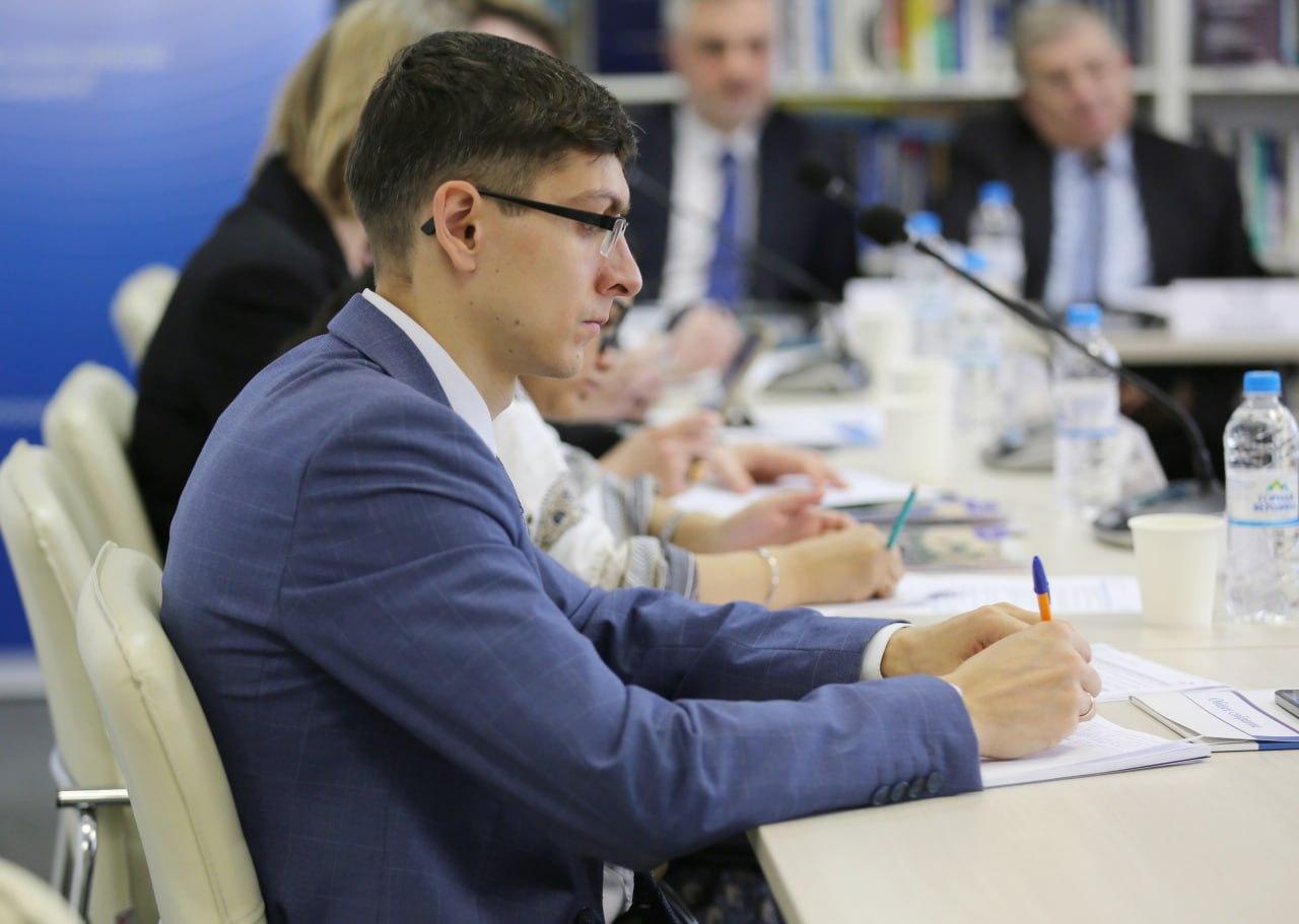 Photo 5420322760363284957 Y