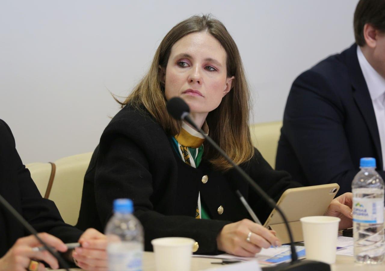 Photo 5420322760363284962 Y